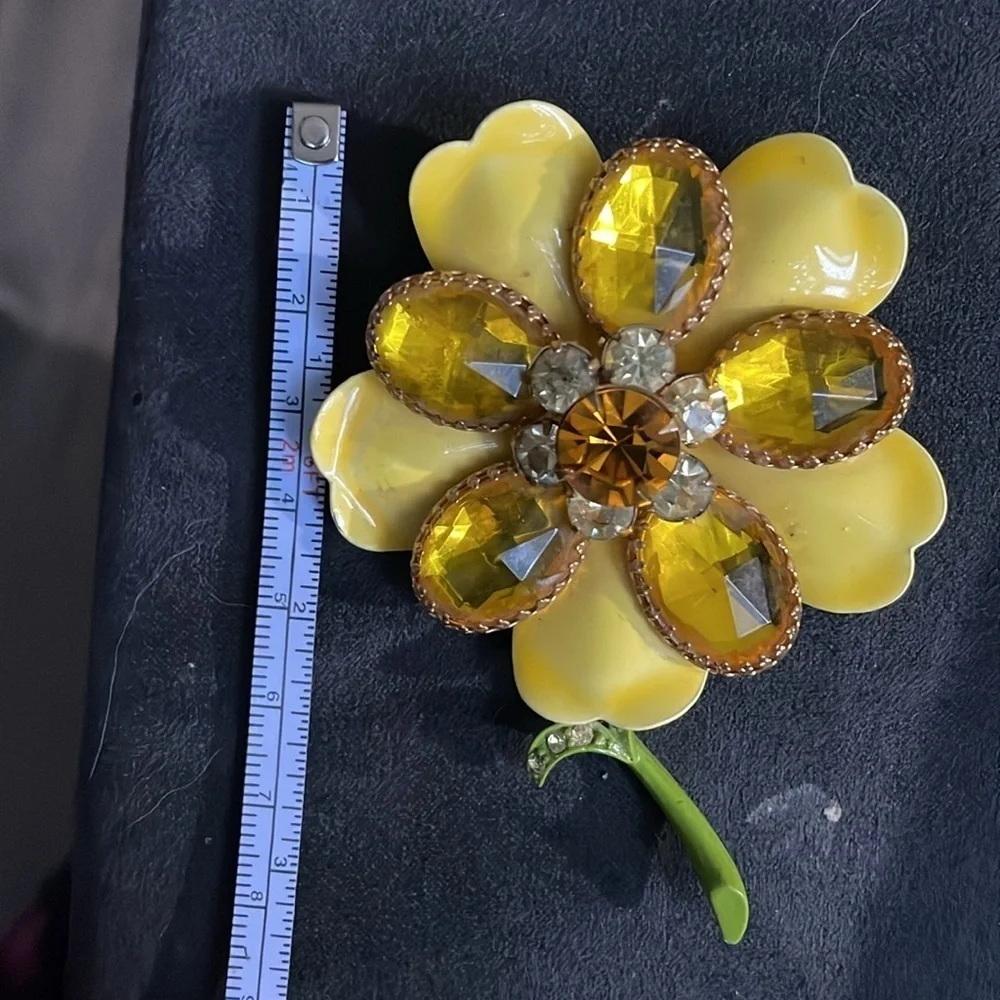 Vintage Yellow enamel and rhinestone Flower Brooch
